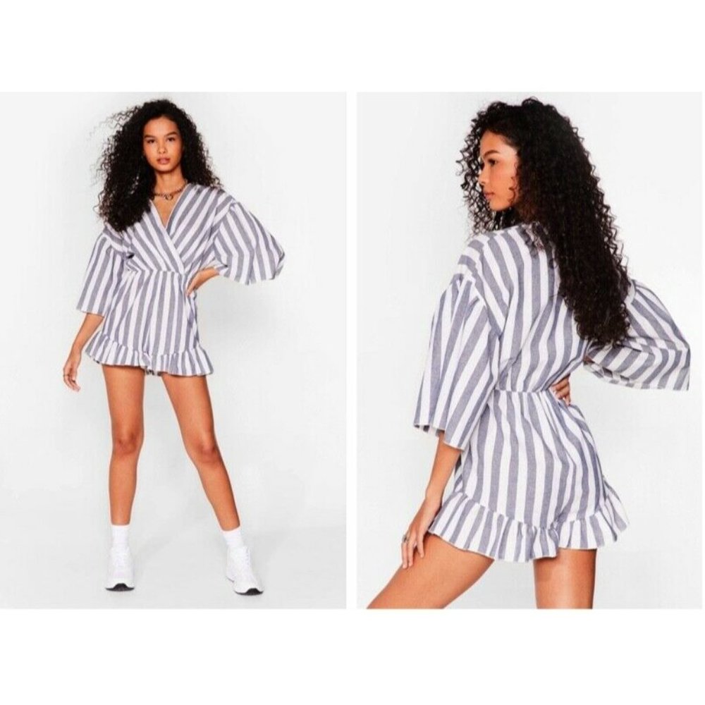 Nasty Gal Striped Deep V Neck Romper Women’s M